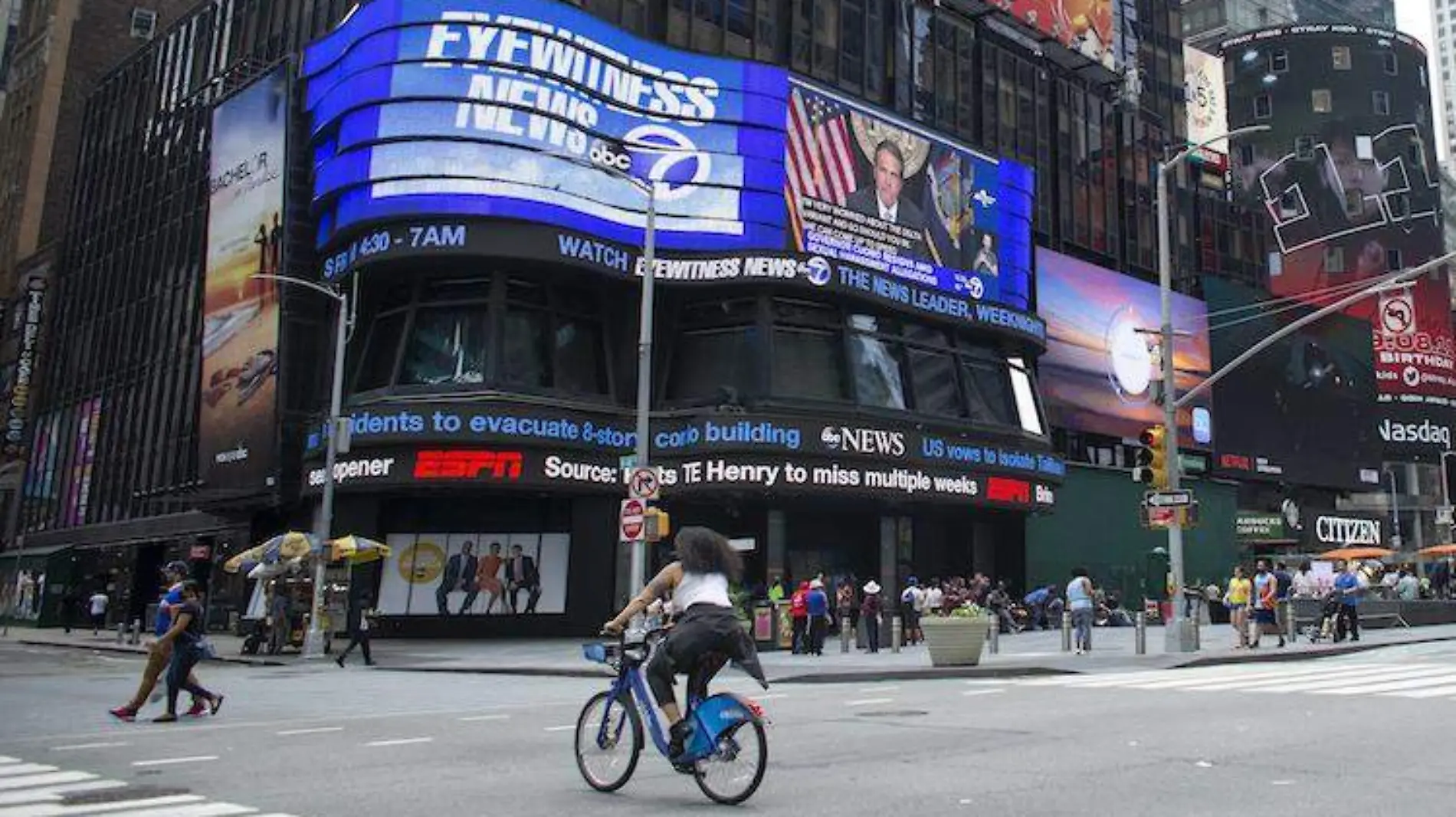 Cerco policiaco en Times Square provoca pánico en NY